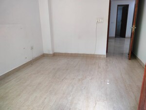 Room in 2 BHK Builder Floor at Chattarpur – for Rent