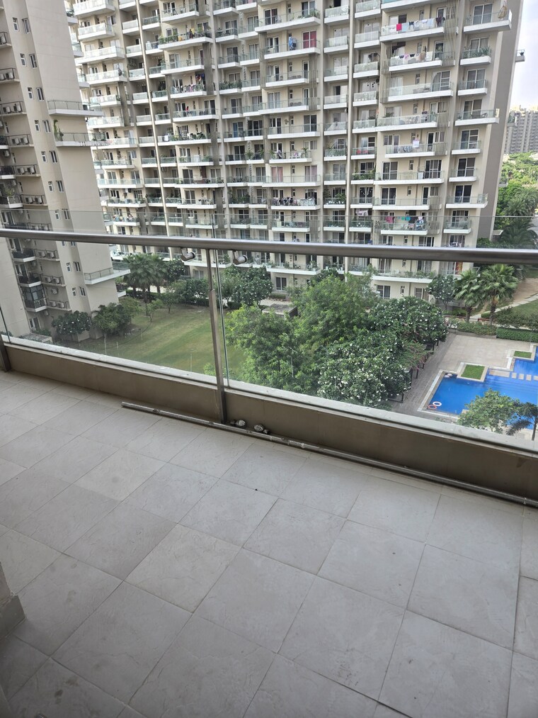 Balcony, paras-irene 3 Bedroom 2150 Sq.Ft. Apartment In Sector 70a Gurgaon 10713609