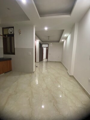 Room in 2 BHK Builder Floor at Chattarpur – for Rent