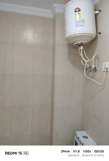 2 BHK Flat for Sale in Panchsheel Vihar, Delhi