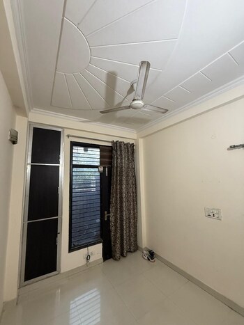 1 BHK Villa for Rent in Sector 71, Noida