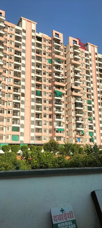 SRS Pearl Heights