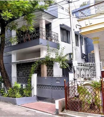 5 BHK Villa for Sale in Behala, Kolkata