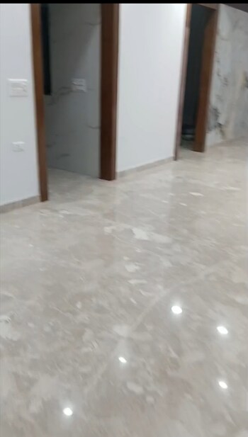 5 BHK Builder Floor for Rent in Sector 5, Gurgaon