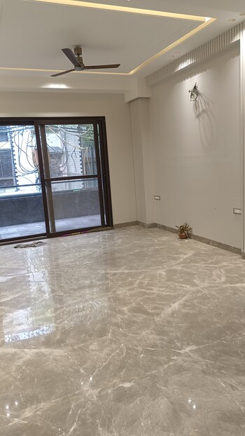 3 BHK Builder Floor for Rent in East Patel Nagar, Delhi