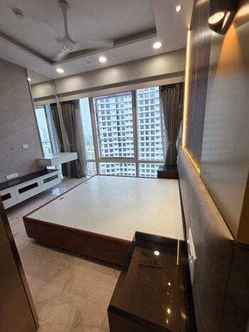 4 BHK Flat for Rent in Worli, Mumbai