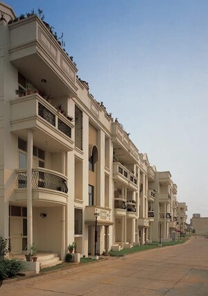 4 BHK Builder Floor For Sale in Ansal Harmony Homes, Sector 57
