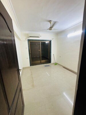 Bedroom in 2 BHK Apartment at LnT The Villas At Seawoods Residences, Seawoods – for Rent
