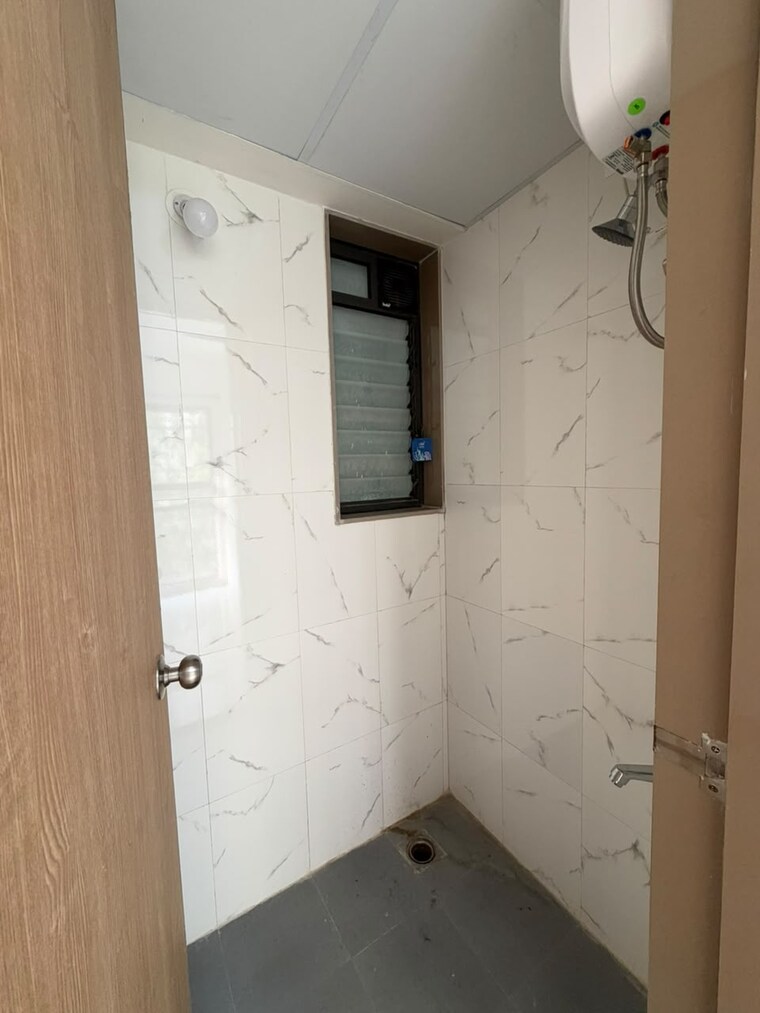 Bathroom, lodha-crown-taloja-quality-homes 1 Bedroom 322 Sq.Ft. Apartment In Dombivli East Thane 10717610