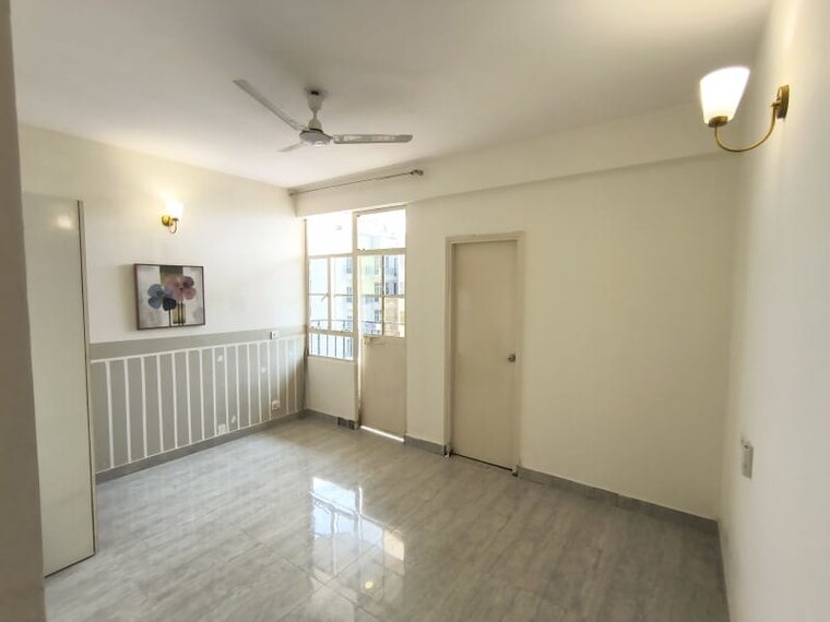 Room, signature-global-sarvam 2 Bedroom 710 Sq.Ft. Apartment In Sector 37d Gurgaon 10717631