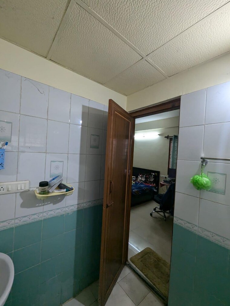 Bathroom, snn-raj-serenity-phase-ii 2 Bedroom 1255 Sq.Ft. Apartment In Begur Road Bangalore 10717669