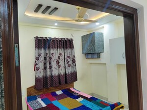 Bedroom in 3 BHK Apartment at Friends Colony – for Rent