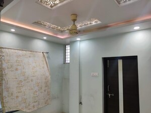 Furnished Amenities in 3 BHK Apartment at Friends Colony – for Rent