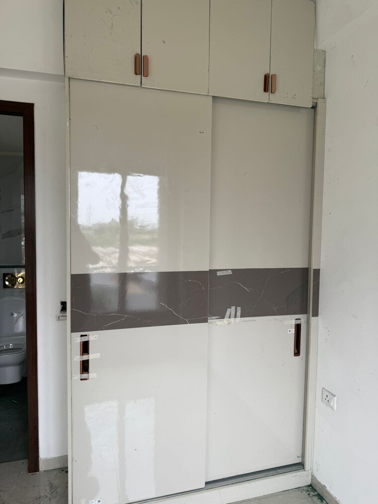 Kitchen, smart-world-orchard 3.5 Bedroom 1720 Sq.Ft. Apartment In Sector 61 Gurgaon 10717695