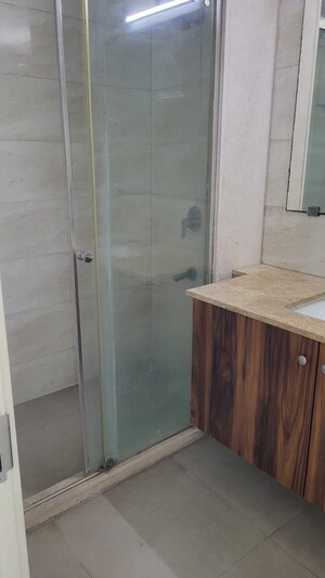 Bathroom in 3.5 BHK Apartment at Smart World Orchard, Sector 61 – for Rent