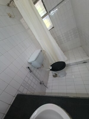 Bathroom in 3 BHK Villa at Hermes Heritage Homes, Shastrinagar – for Rent