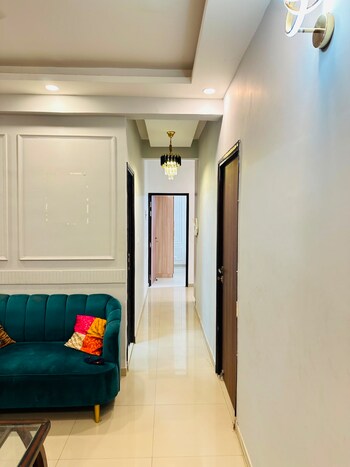 Suncity Avenue 76