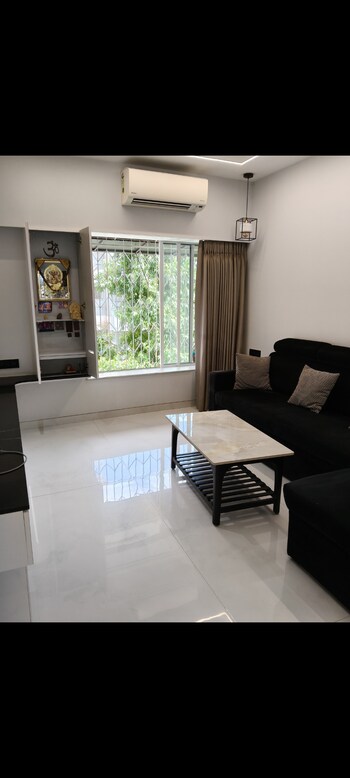 Nivant Apartment Vile Parle