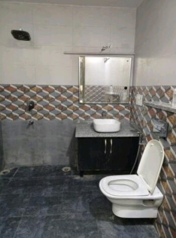 3 BHK Builder Floor for Rent in Sector 44, Noida