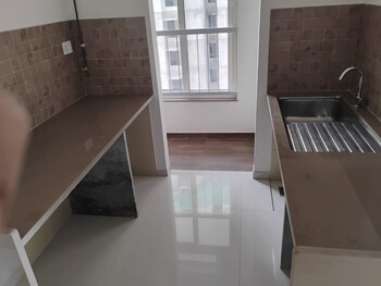 Kalpatru Apartment