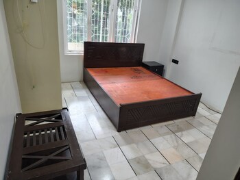 Resham Apartments