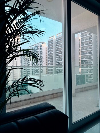 Central Park Flower Valley Aqua Front Towers