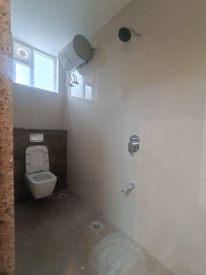 Bathroom in 1 BHK Builder Floor at Hsr Layout Sector 2 – for Rent