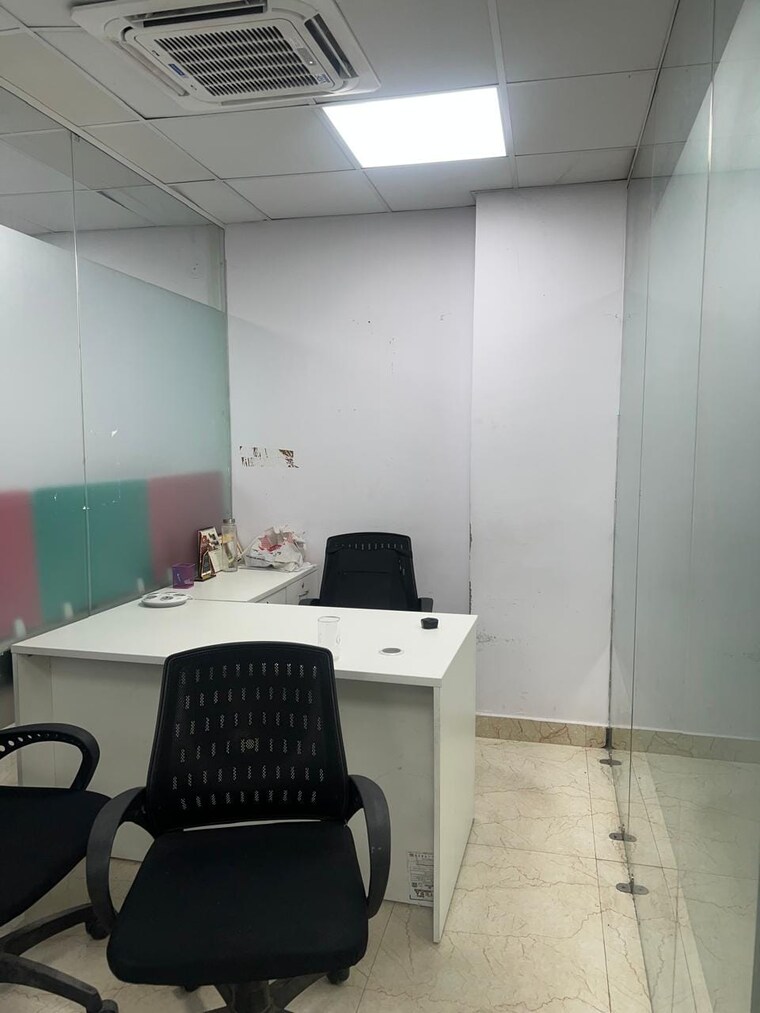 Team Area, kirti nagar Commercial Office Space 2500 Sq.Ft. In Kirti Nagar Delhi 10718572
