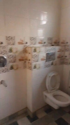 Bathroom in 3 BHK Builder Floor at Ashoka Enclave 3, Sector 35 – for Rent