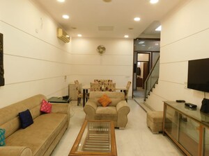 3 BHK Builder Floor For Rent in Defence Colony