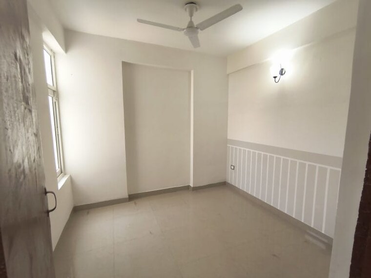 Room, rof-amaltas 3 Bedroom 838 Sq.Ft. Apartment In Sector 92 Gurgaon 10718619