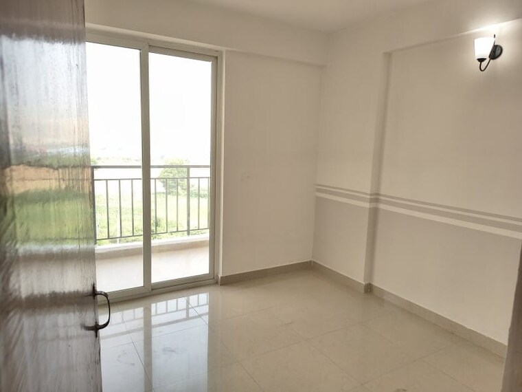 Room, rof-amaltas 3 Bedroom 838 Sq.Ft. Apartment In Sector 92 Gurgaon 10718619