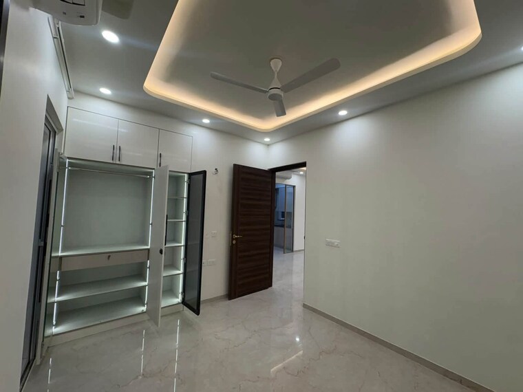 undefined, smart-world-orchard 3 Bedroom 1680 Sq.Ft. Apartment In Sector 61 Gurgaon 10718633