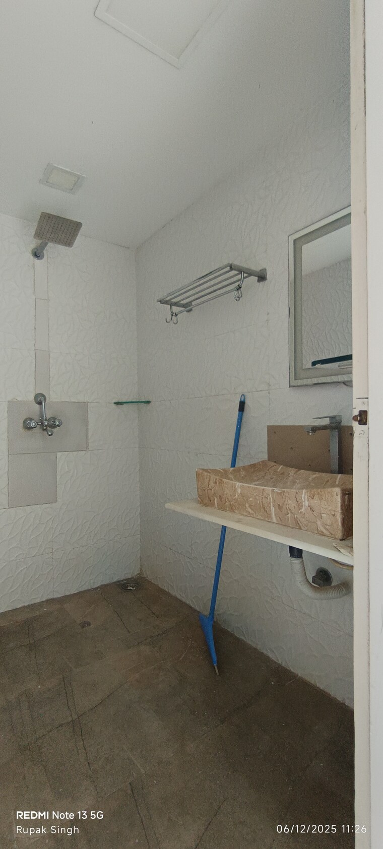 Bathroom, oberoi-springs 5 Bedroom 2000 Sq.Ft. Apartment In Andheri West Mumbai 10718672