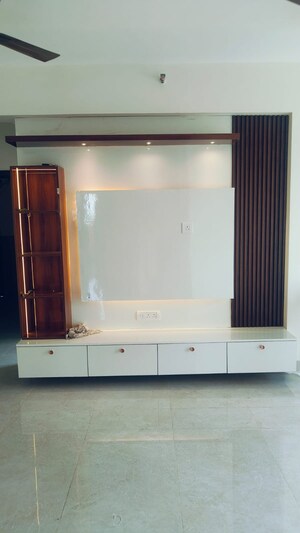 Furnished Amenities in 2.5 BHK Apartment at Eldeco Accolade, Sohna Sector 2 – for Rent