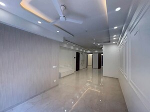 Building Lobby in 3 BHK Apartment at Smart World Orchard, Sector 61 – for Rent