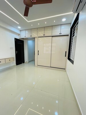 Room in 2 BHK Apartment at Aditya Capitol Heights, Hi Tech City – for Rent
