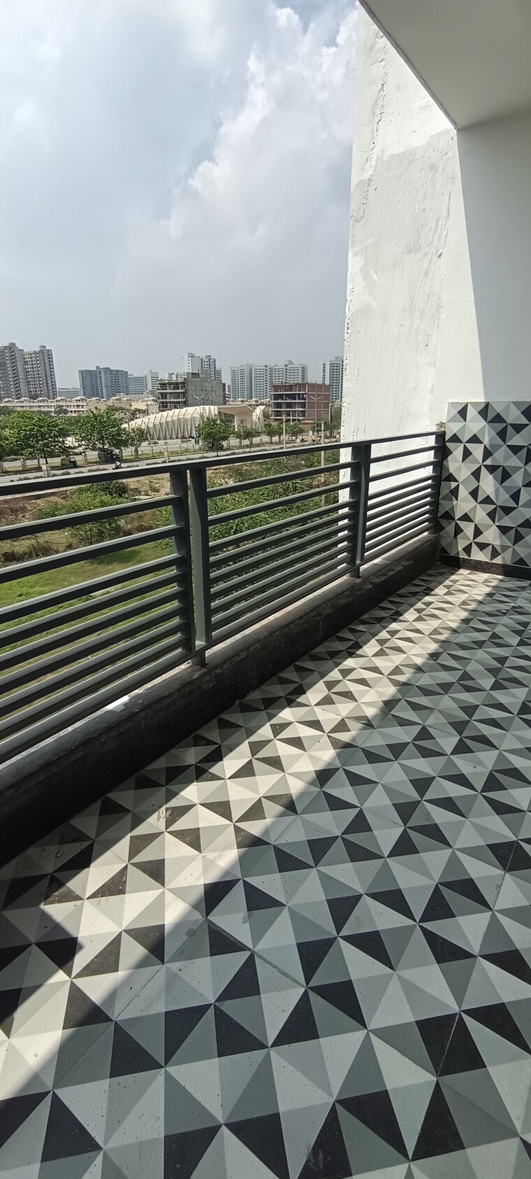 Balcony, tdi-the-retreat 5 Bedroom 500 Sq.Yd. Builder Floor In Sector 89 Faridabad 10718654