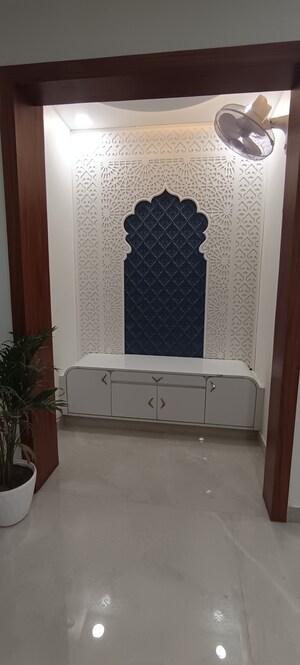 Room in 5 BHK Builder Floor at TDI The Retreat, Sector 89 – for Sale