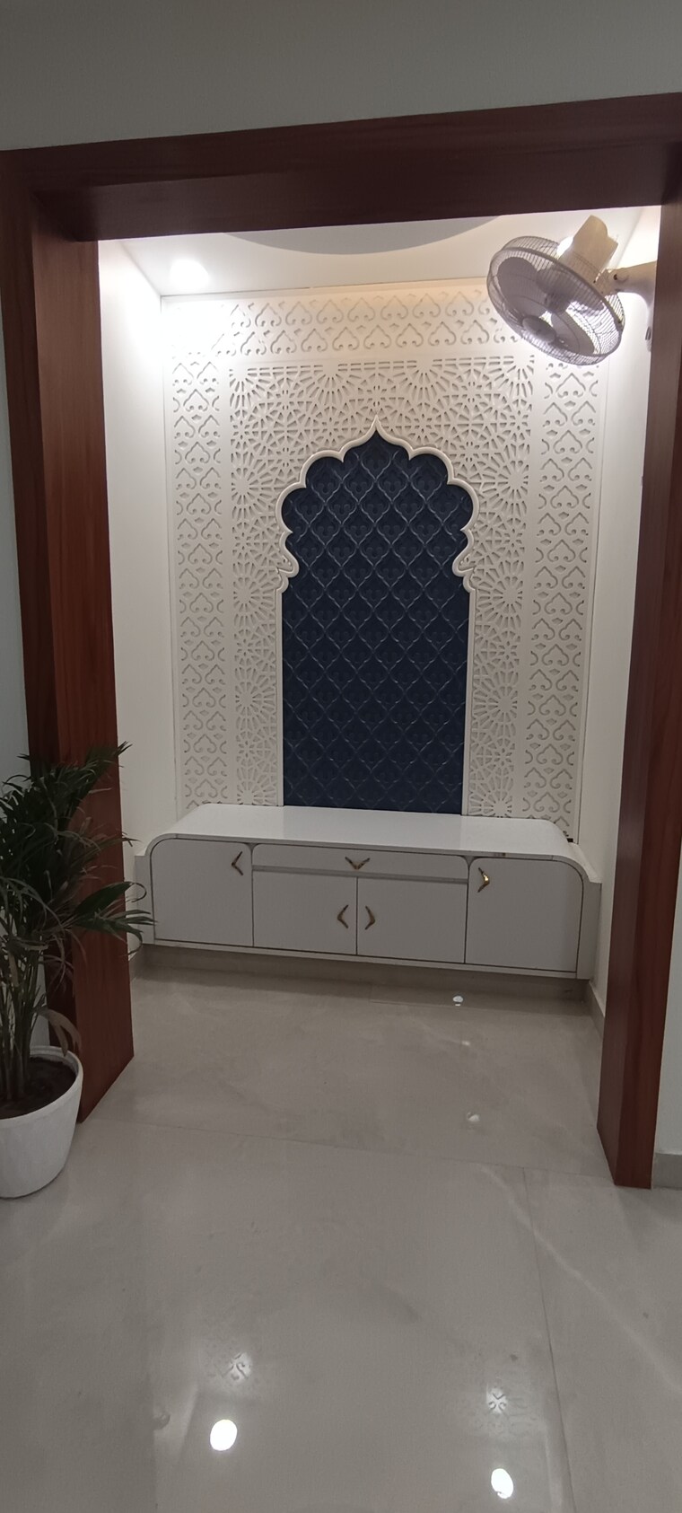 Room, tdi-the-retreat 5 Bedroom 500 Sq.Yd. Builder Floor In Sector 89 Faridabad 10718654