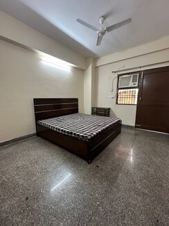 1 BHK +Builder Floor For Rent in Sector 15