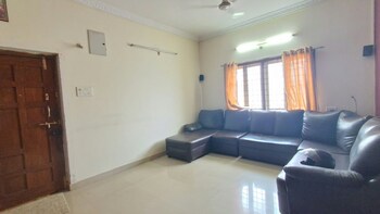 3 BHK Flat for Sale in Srinivasa Nagar Colony, Hyderabad