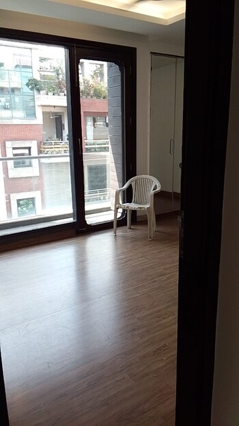 3 BHK Builder Floor for Rent in Green Park, Delhi