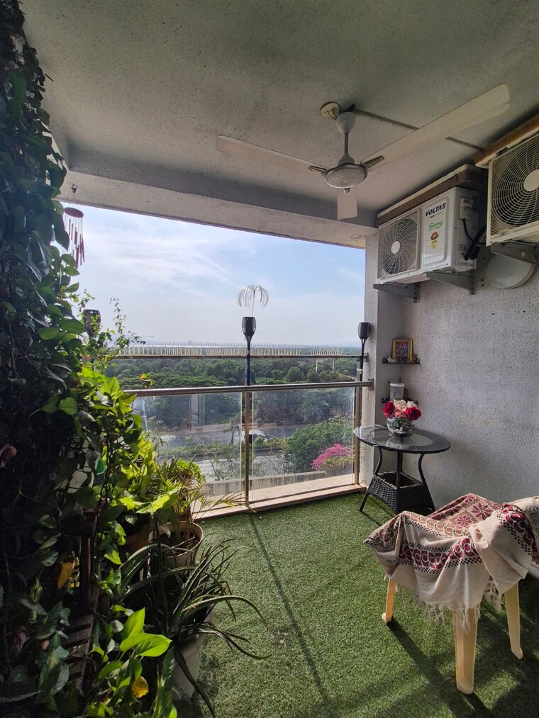 Garden, big-splash 1 Bedroom 750 Sq.Ft. Apartment In Vashi Sector 17 Navi Mumbai 10719060