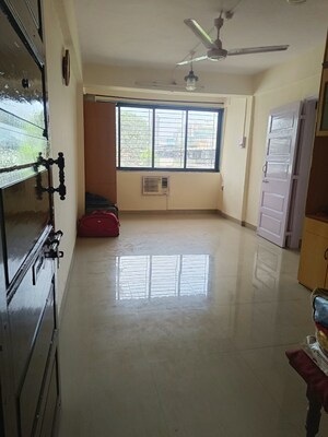Room in 1 BHK Apartment at Big Splash, Vashi Sector 17 – for Rent