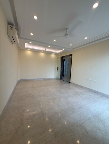 3 BHK Builder Floor for Rent in Greater Kailash, Delhi