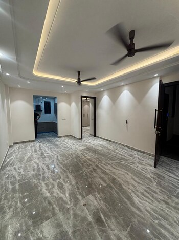 3 BHK Flat for Sale in Saket, Delhi