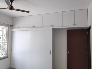 Room in 3 BHK Apartment at Purva Palm Beach, Hennur Road – for Rent