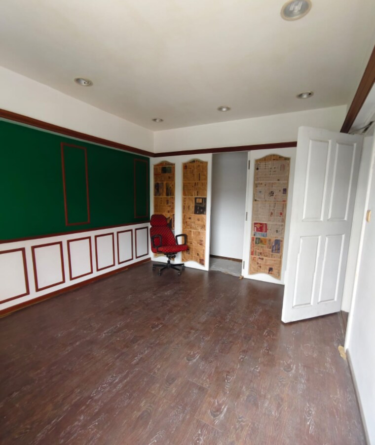 Room, vasi-plaza Commercial Office Space 800 Sq.Ft. In Vashi Sector 17 Navi Mumbai 10720441