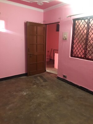 1 BHK Independent House For Rent in Sarita Vihar